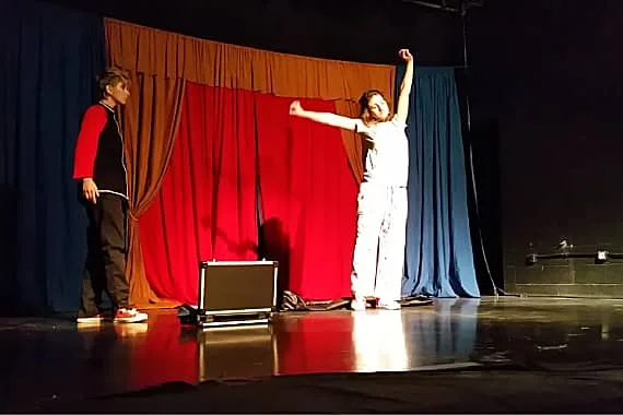 espectaculos de magia para teatros. Family friendly.
