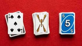 aprende magia con cartas con Niñas del MAgo